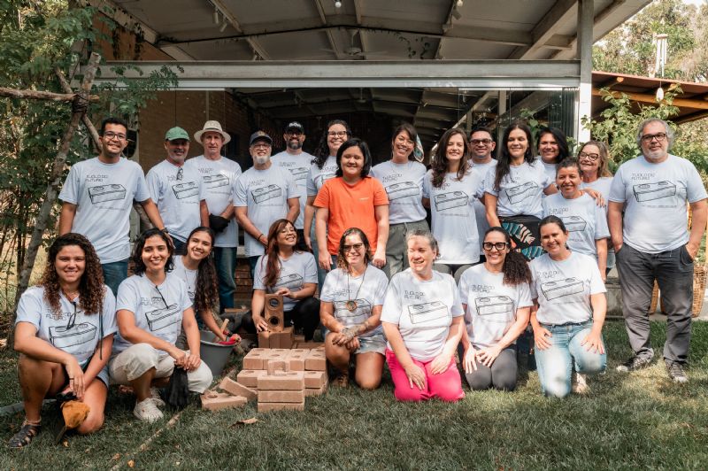 Curso de Construção com Tijolo Ecológico